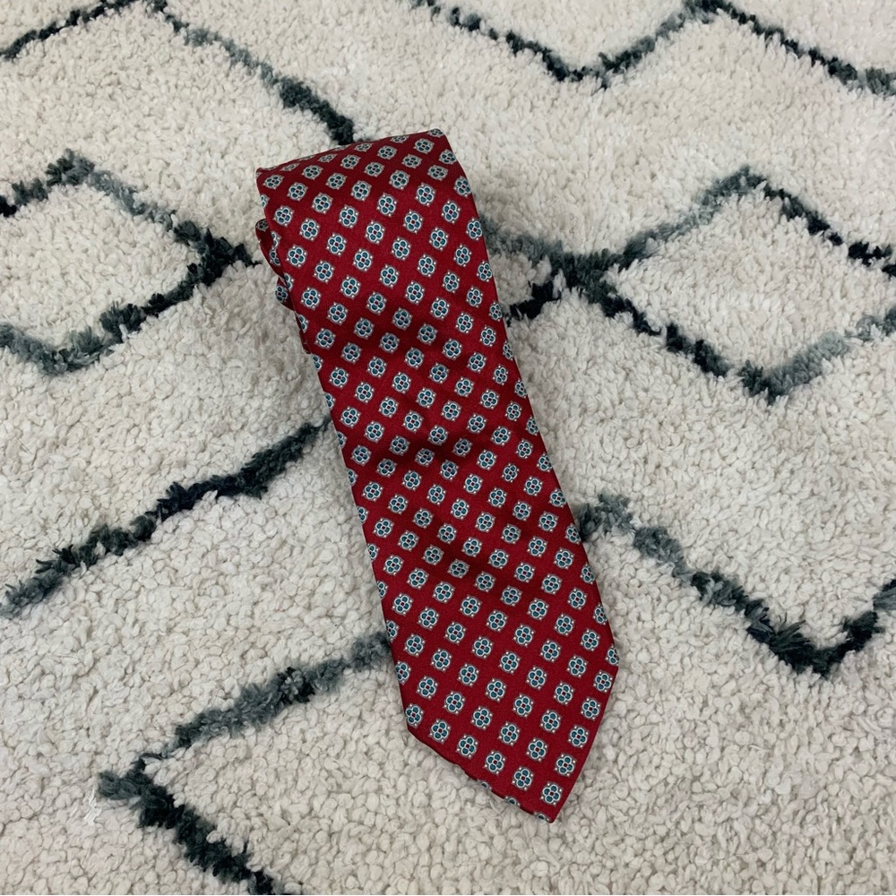 ✨5 FOR $25✨  Trafalgar Red Patterned Men's Tie